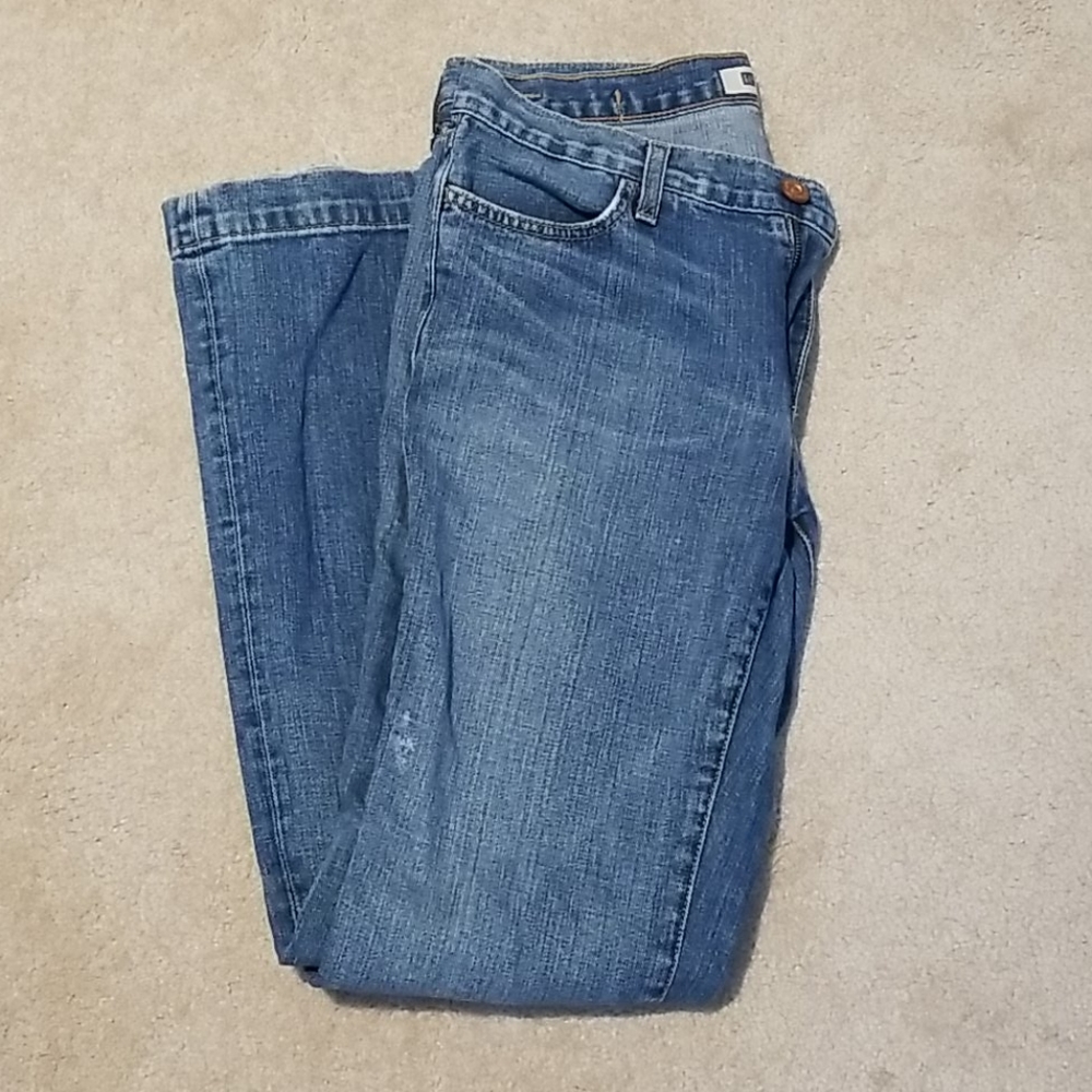 Women's jeans